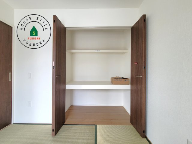 糟屋郡宇美町桜原1丁目第10-１棟(１号棟)の内観：施工例|大きなスペースがあり、収納には困りません。