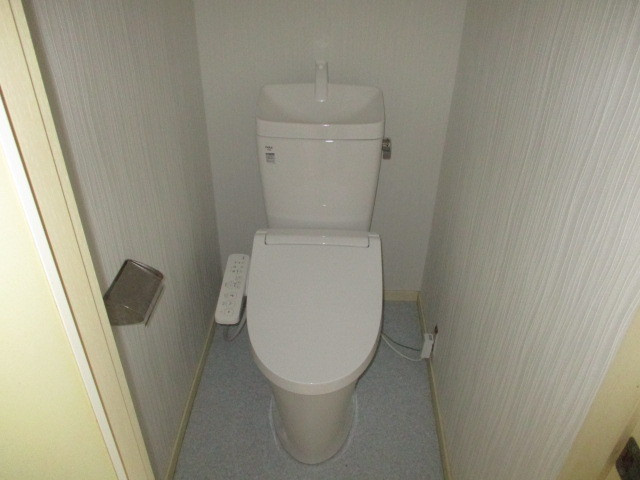 ルミエールいかるがのトイレ