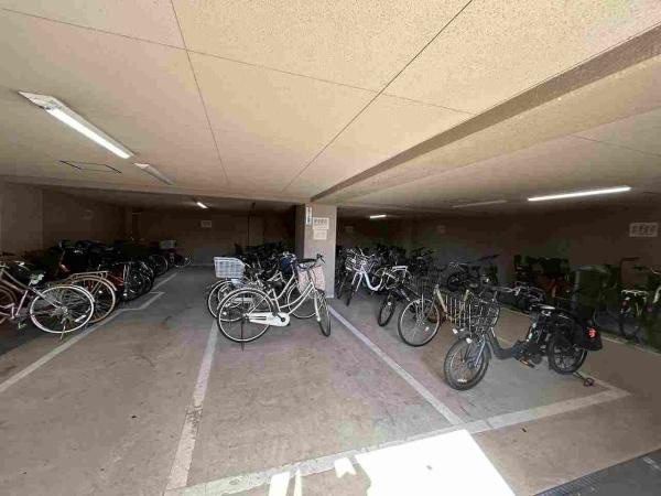 【その他共用部分】 | シャルマンフジ熊取壱番館　中古マンション | 駐輪場