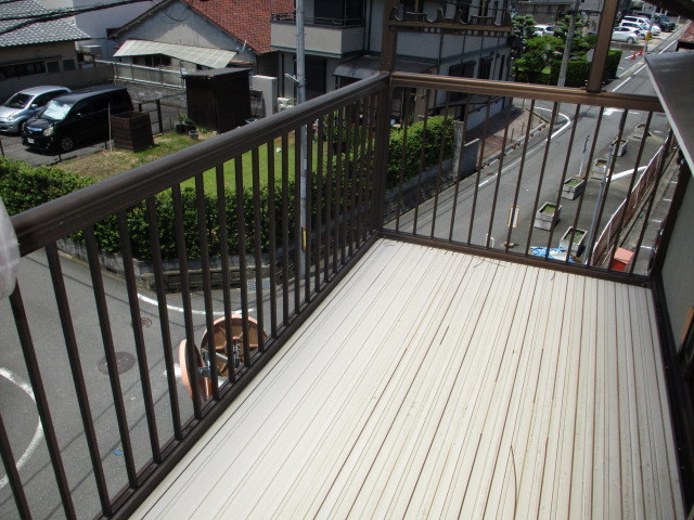 生駒郡斑鳩町神南５丁目の一戸建てのバルコニー