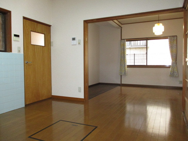 生駒郡斑鳩町神南５丁目の一戸建てのキッチン