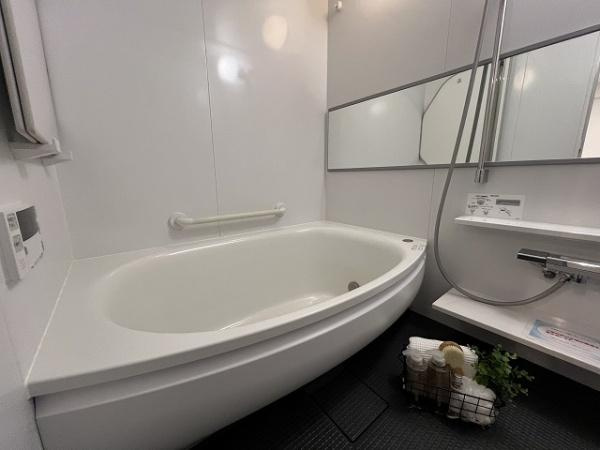 【浴室】 | グランイーグル多摩川スカイフロント | ゆったりとお過ごしいただけるバスルームです。心と身体の疲れを癒してくれる安らぎの空間♪