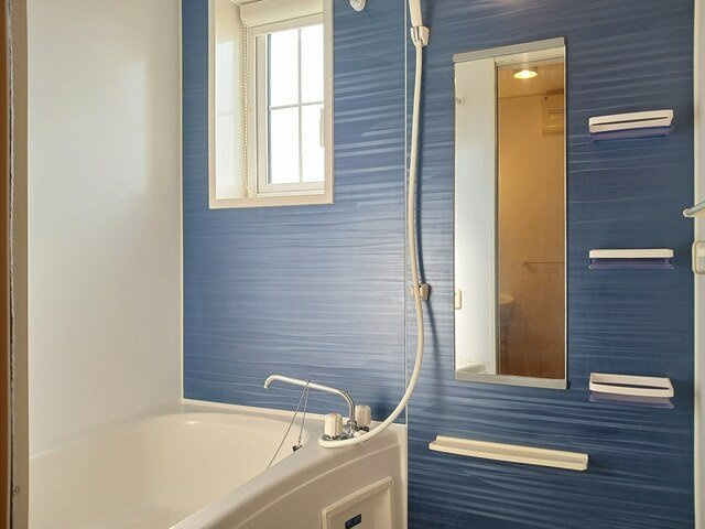 ラ・ソレイユＢの浴室|落ち着いた空間のお風呂です