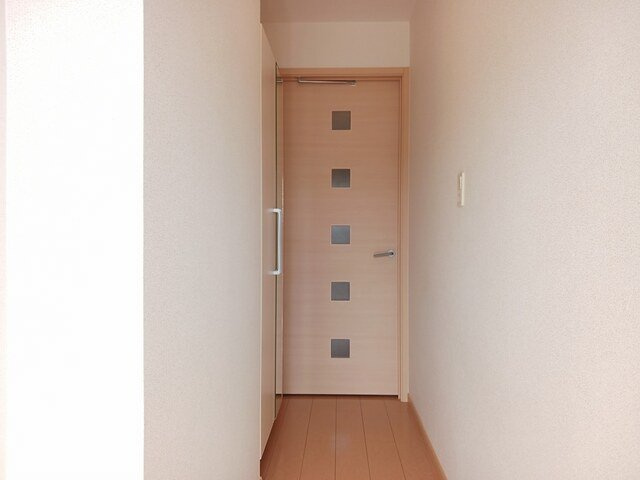 ムーンリバーコビキＡの玄関|ゆったりとした玄関です