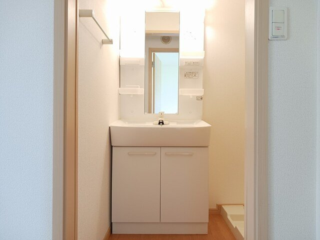 ムーンリバーコビキＡの洗面所|広い洗面スペース