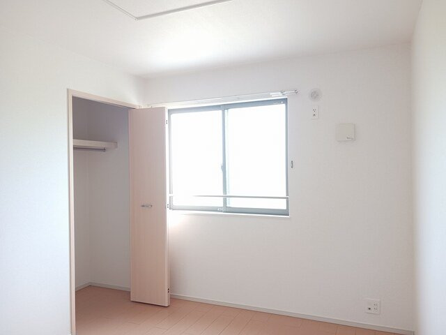 ジェフェリー・アーチャーⅣの内装|明るい室内です