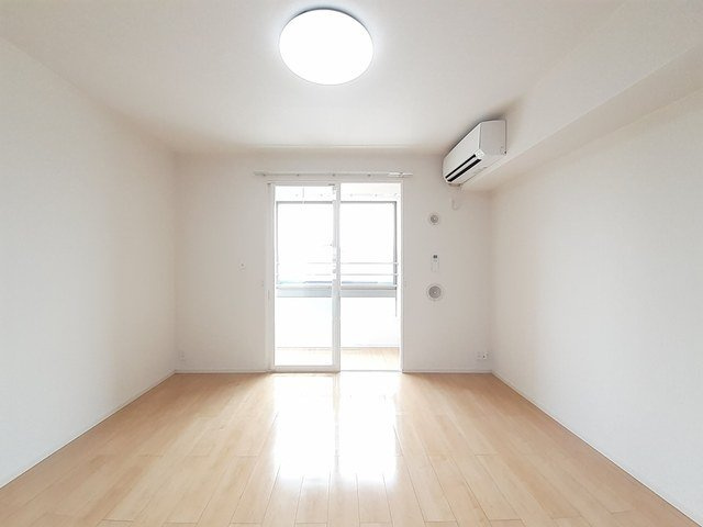 ハウス　フリーデの居間・リビング|ゆったり過ごせるリビングです