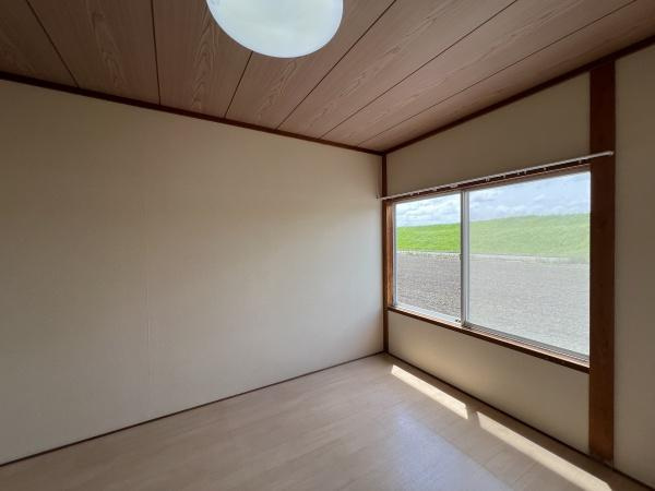 ドリームタウンの洋室