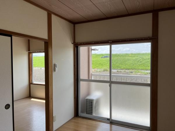 ドリームタウンの洋室