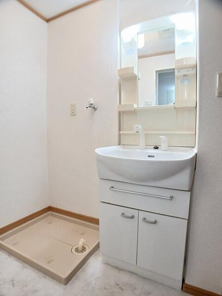 ニューヴィレッジＡの収納