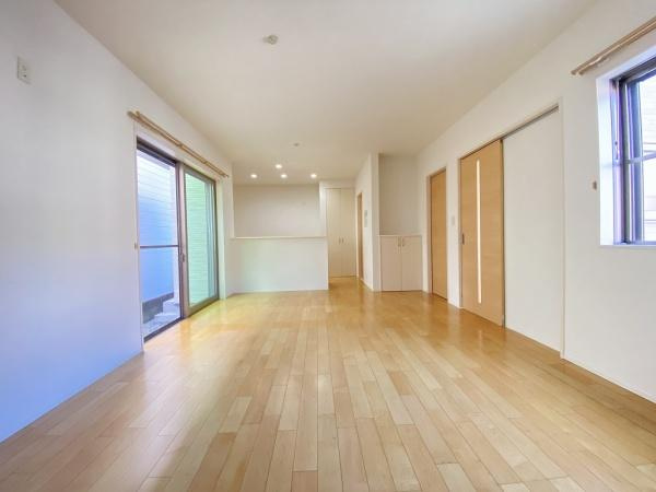 【居間・リビング】 | 西区玉津町今津　中古戸建