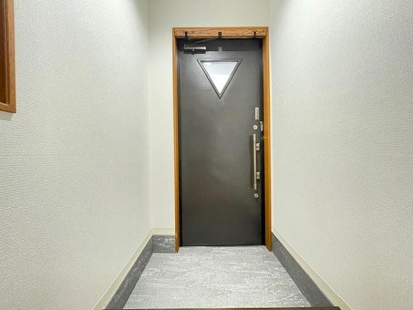 【玄関】 | 門真市岸和田3丁目　中古戸建