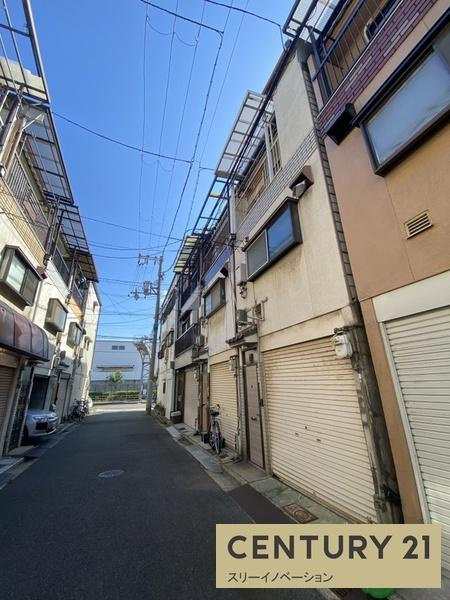 南恩加島1丁目中古戸建の前面道路含む現地写真
