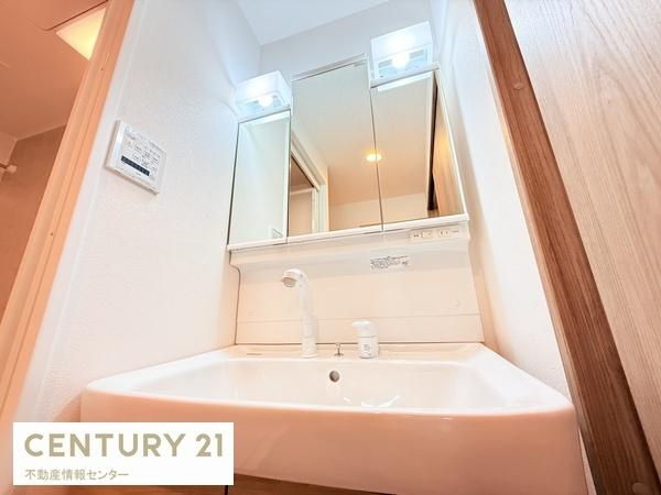 【独立洗面台】 | ニュー北加賀屋マンション | 洗面台ももちろん新調！