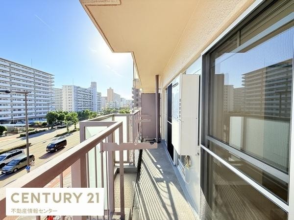 【バルコニー】 | ニュー北加賀屋マンション | めちゃくちゃ陽当りの良いバルコニー！