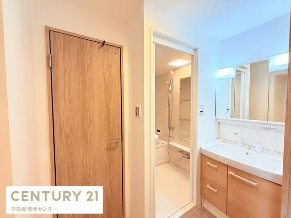 【独立洗面台】 | ニュー北加賀屋マンション | 脱衣室