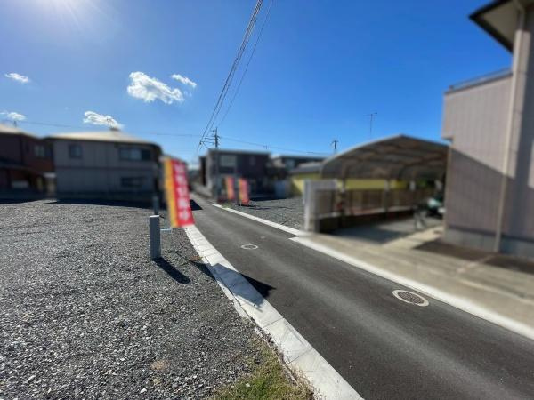 和歌山市西高松1丁目分譲地（3号地の内容）の前面道路含む現地写真