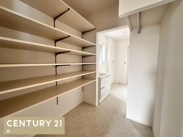 タマタウン岩出駅前2　新築戸建　1号棟の収納