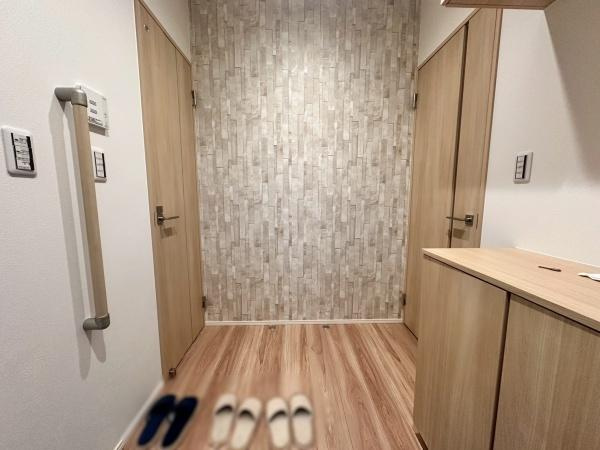 タマタウン府中2　新築戸建　1号棟の玄関