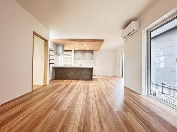 タマタウン府中2　新築戸建　1号棟の居間・リビング