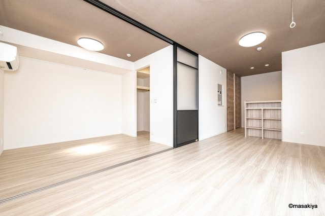 トリシア東和田　W（西）棟の居間・リビング|写真は同じ建築会社の近い間取りの物です。参考にご覧下さい。