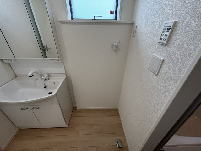 南風原津嘉山第6の独立洗面台