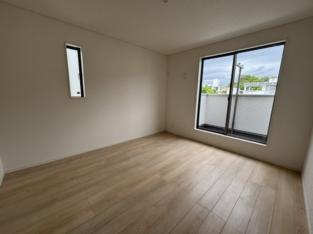 南風原津嘉山第6の洋室