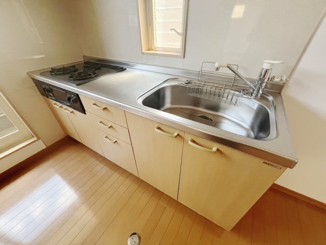 安芸郡海田町大立町のアパートのキッチン