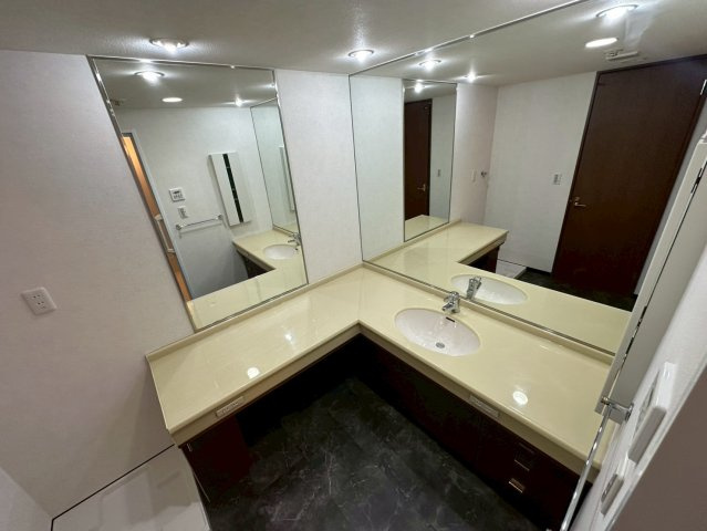 芦屋松ノ内パークハウスの洗面所