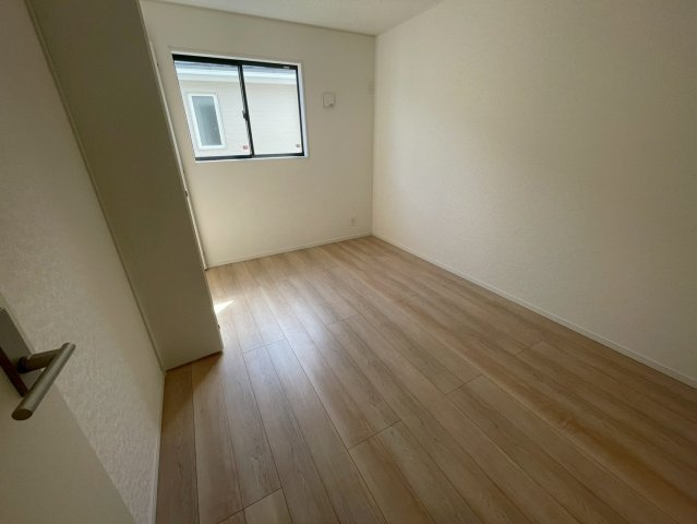 ♥♥南風原町宮平第3-1号棟（全2棟）の洋室|コンパクトで使いやすい洋室です