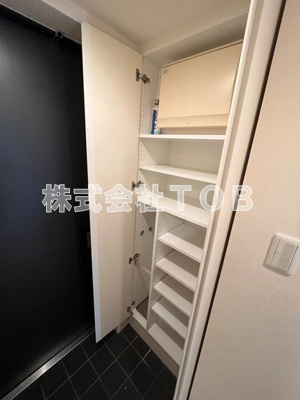 【その他】 | ウィルテラス千歳烏山 | シューズボックス※クリーニング中の写真※