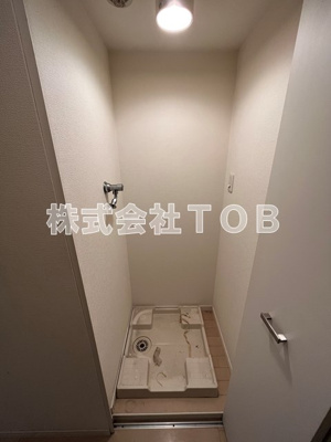 【その他】 | ウィルテラス千歳烏山 | 洗濯機置場※クリーニング中の写真※