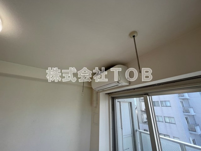 【設備】 | ウィルテラス千歳烏山 | 室内洗濯物干し※クリーニング中の写真※