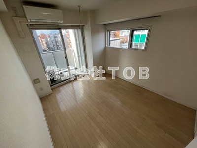 【居間・リビング】 | ウィルテラス千歳烏山 | ※クリーニング中の写真※