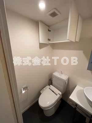 【トイレ】 | ウィルテラス千歳烏山 | ※クリーニング中の写真※