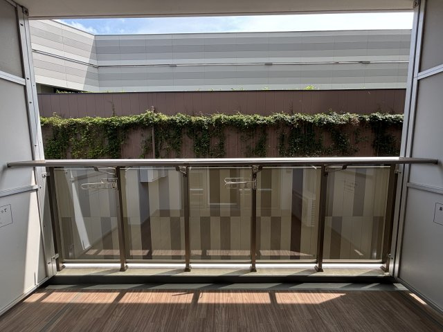 プラウドタワー亀戸クロスゲートタワーのバルコニー