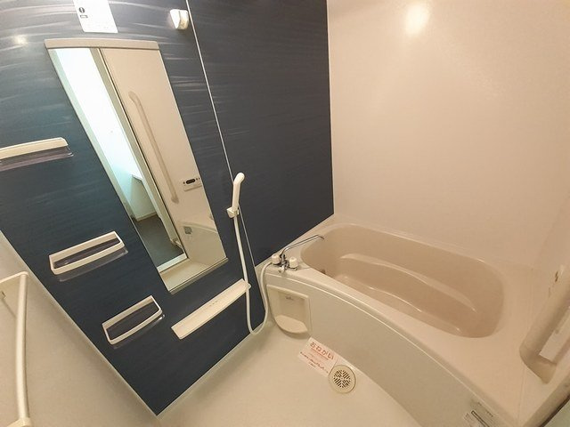 コンフォ－トＡの浴室