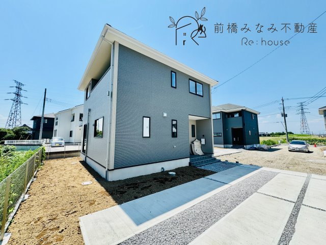 前橋市東善町１期　４号棟(全４棟)　アーバンスタイル　新築建売分譲の前面道路含む現地写真|外観です