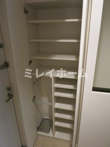 レジデンス雪谷大塚の玄関