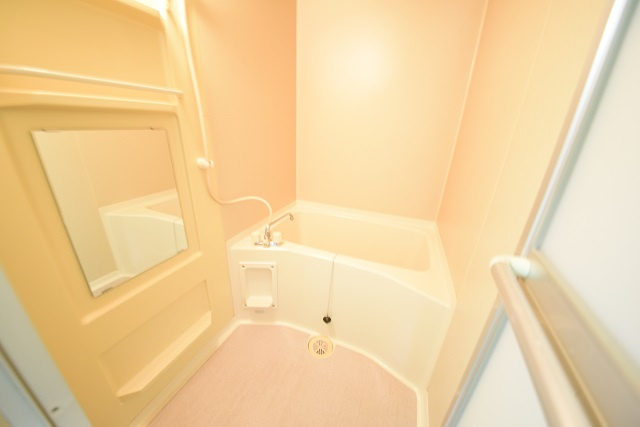 コンフォート野間の浴室