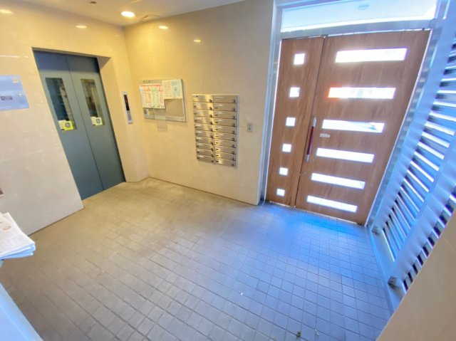 フェニックスＫ１のロビー