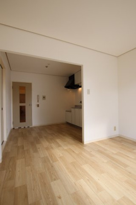 【居間・リビング】 | フラッツ池崎