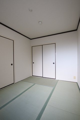 【寝室】 | フラッツ池崎