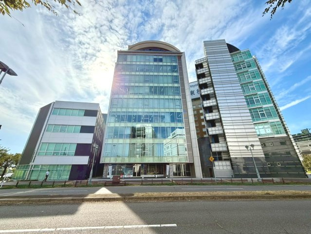 サンテラス三河安城ビルの外観