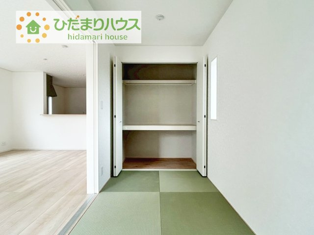 【収納】 | 結城市結城第42　新築戸建　1号棟 | 和室にも大容量のクローゼット完備！
お布団やお子様のおもちゃなどがスッキリ収納できますね(^^♪