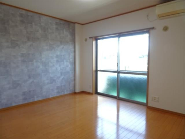 川崎市多摩区中野島２丁目の賃貸マンションの居間・リビング