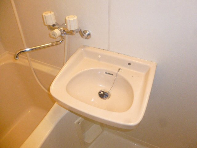 ハビテーション今宿の洗面所