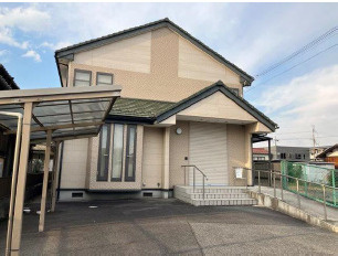 近江八幡市桜宮町の店舗戸建