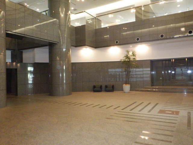 晴海アイランドトリトンスクエアビュータワーのエントランス