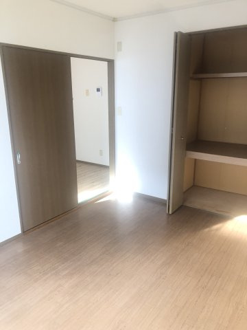 APTフレマリールの洋室